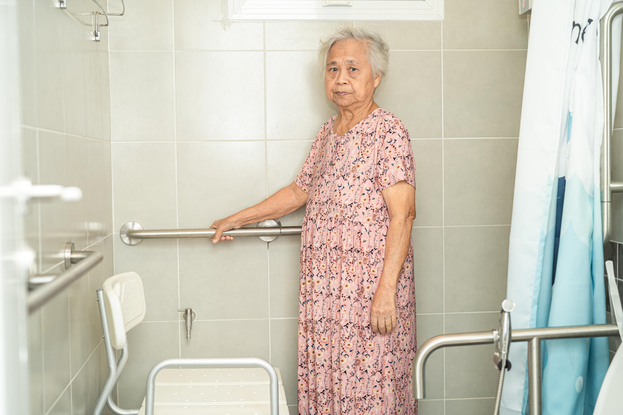 Fall Prevention Devices That Help Seniors Stay Safe in Lawton, OK
